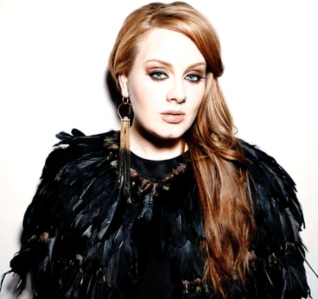 Biografia revela caminhos que levaram Adele ao topo do pop